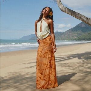 Peppermayo Exclusive
Corinna Low Rise Sequin Maxi Skirt - Orange